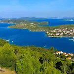 Beachfront Primosten-sibenik Riviera 36073 Primošten