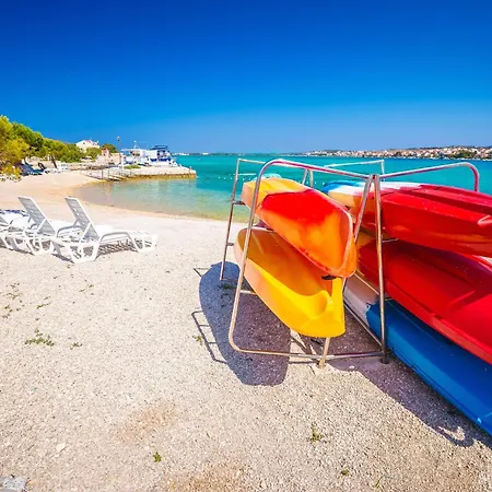 Beachfront Primosten-sibenik Riviera 36073 公寓