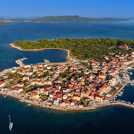 公寓 Beachfront Primosten-sibenik Riviera 36073 *